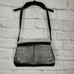 Liz Claiborne Med Black Snakeskin Design & Silver Buckles Faux Leather Purse